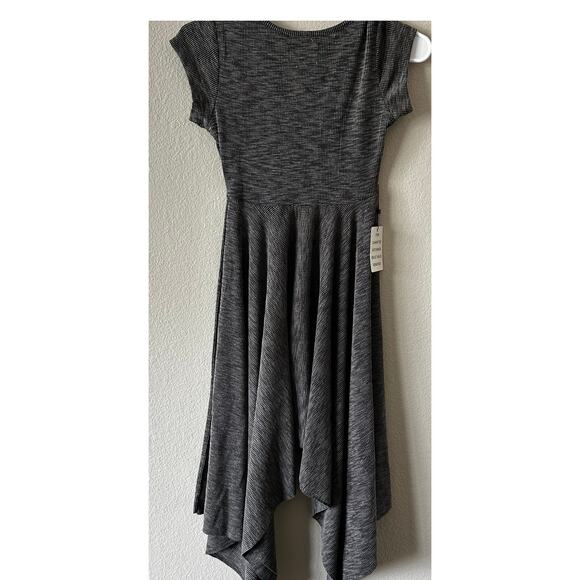 NEW Joyfolie Mia Joy Black Gray Asymmetrical Ribbed Girls Dress sz 8 - Picture 2 of 3